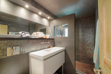 Bathroom - mediterranean bathroom idea in Marseille