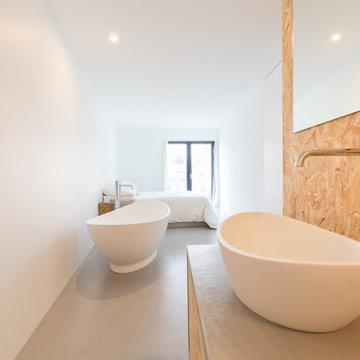 Salles de bains contemporaines en béton ciré