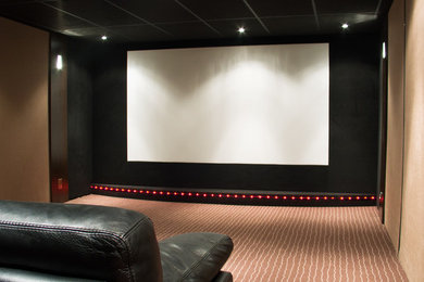Idées déco pour une salle de cinéma classique.