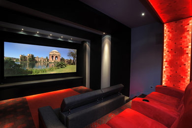 Photo of a contemporary home cinema in Lyon.