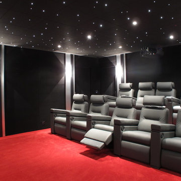 Salle de Cinéma Privée Maison thème Batman 40 m2, Lyon (69) – VOTRE CINEMA