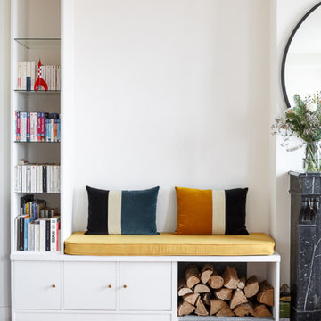 An apartment that highlights blue