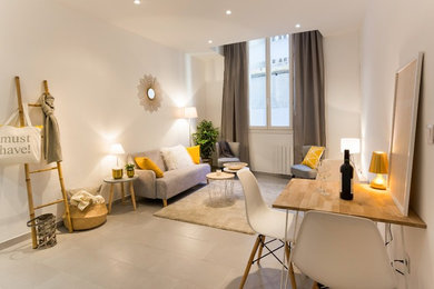 Exemple d'une salle de séjour scandinave.