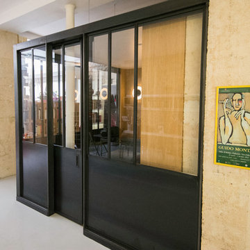 Chambre verrière dans loft parisien