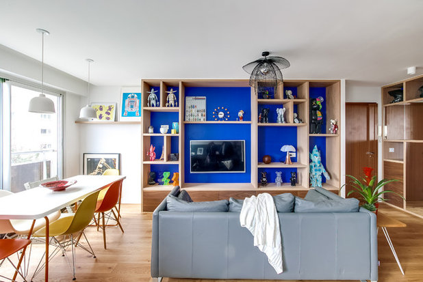 Contemporary Family Room by blackStones