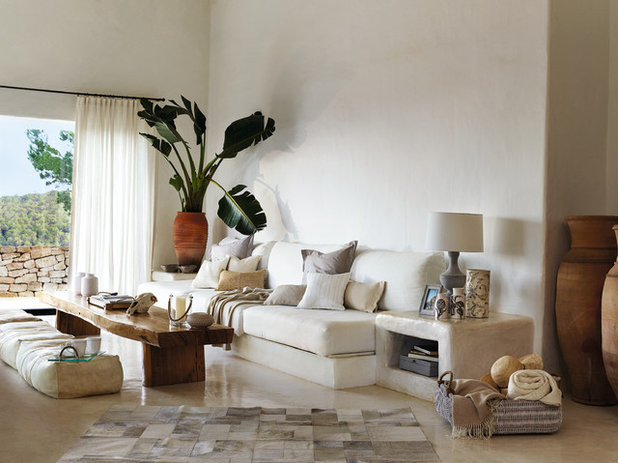 Mediterranean Living Room by ZARA HOME