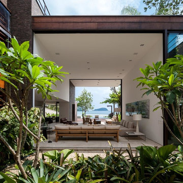 Casa de Baleia is Sao Paulo Brazil by Studio Arthur Casas