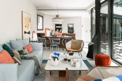 Inspiration for a living room remodel in Barcelona