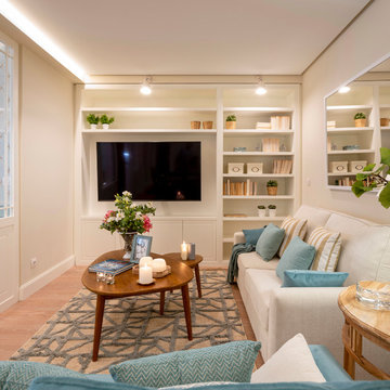 Diseño de sala de estar en salón en reforma integral de vivienda en Bilbao