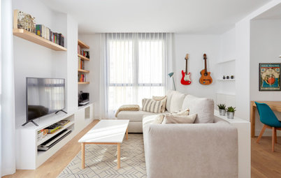 Houzz Tour: Opening Up a City Flat Creates an Airy, Flowing Space