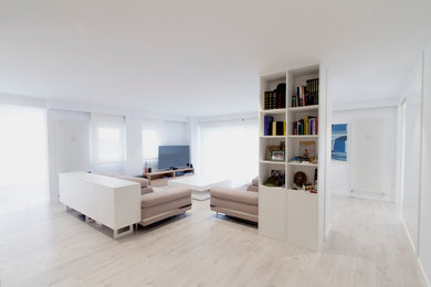 Foto de salón minimalista de tamaño medio