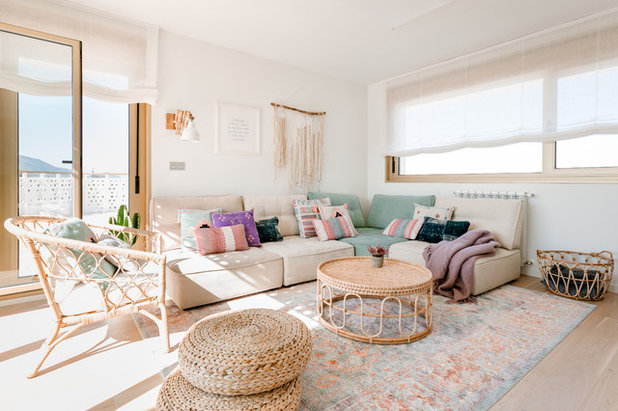 Coastal Living Room by Böho diseño