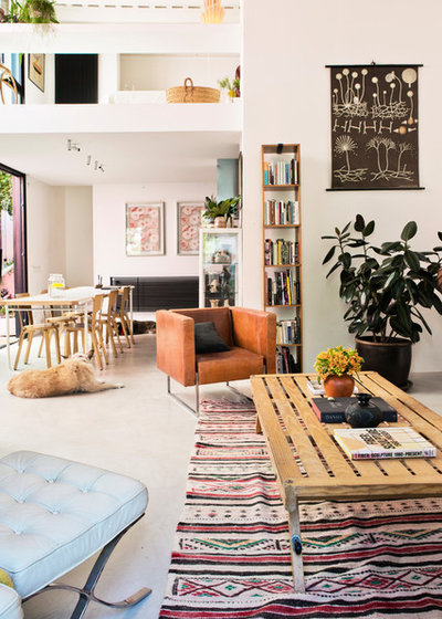 Contemporary Living Room by Diambra Mariani