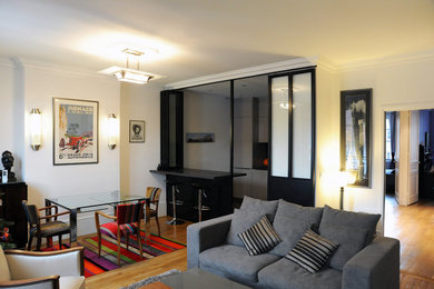 Eklektisches Wohnzimmer in Lyon