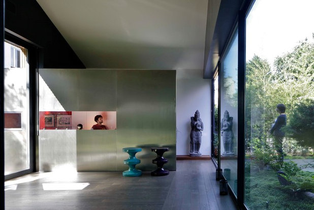 Moderne Salon by Frank Salama