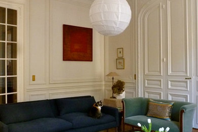 Traditional living room in Paris.