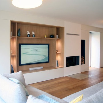 Meuble TV, bureau et rangements sur-mesure