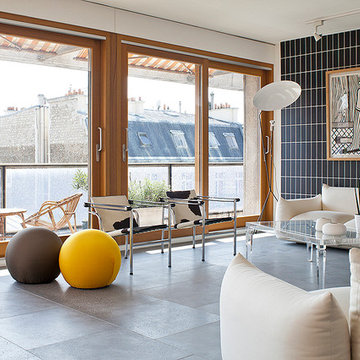 Salon contemporaine d'un appartement parisien