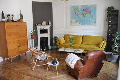 1960s living room photo in Paris