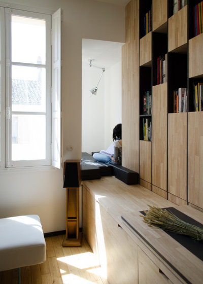 Contemporary Living Room by Martins Afonso atelier de design