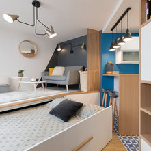 Contemporary Living Room by ATMOSPHÈRES DESIGN STUDIO