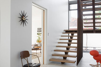 Gewendelte, Große Moderne Holztreppe mit Holz-Setzstufen in Perth