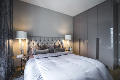 Elegant bedroom photo in Berlin