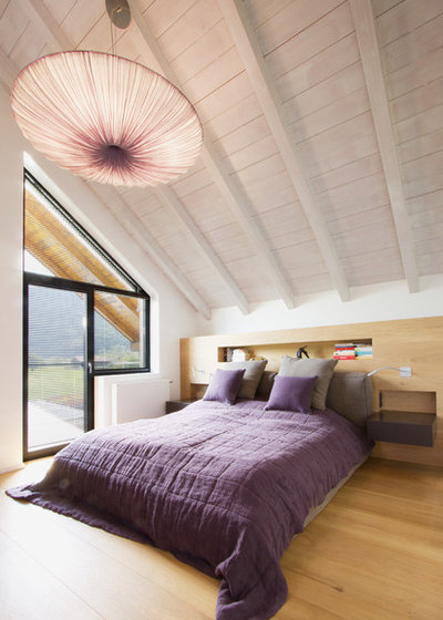 Modern Schlafzimmer by found' unique rooms