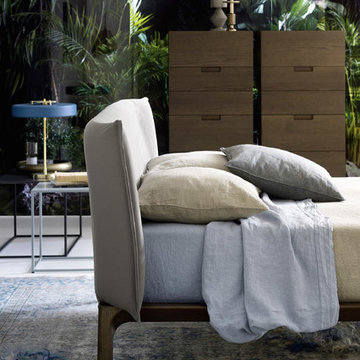 Mehr Natur im Schlafzimmer mit Holzmöbel