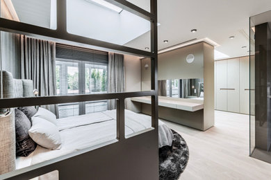 Mittelgroßes Modernes Schlafzimmer im Loft-Style in Frankfurt am Main