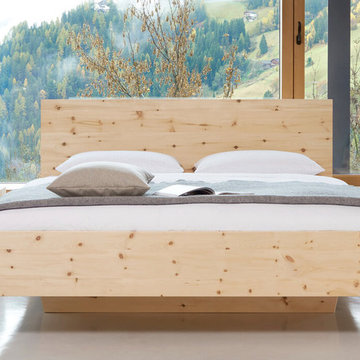 Zirben-Designerbett ALPENLAND