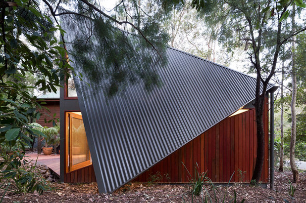 Contemporary Shed by Fearns Studio