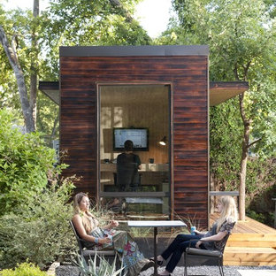 Modern detached studio in Austin.