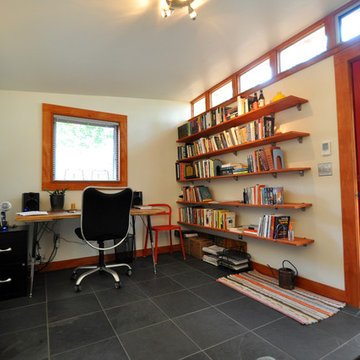 A Writer's Backyard Retreat (10x14) Lifestyle Studio Shed