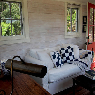 Americana style Tiny House, She Shed Interior Furnishings Jeff Doubet