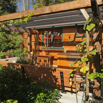 Backyard Cottages