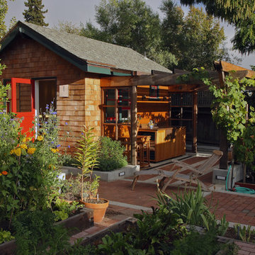 Backyard Cottages