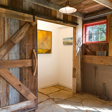 Barn/Artist Studio