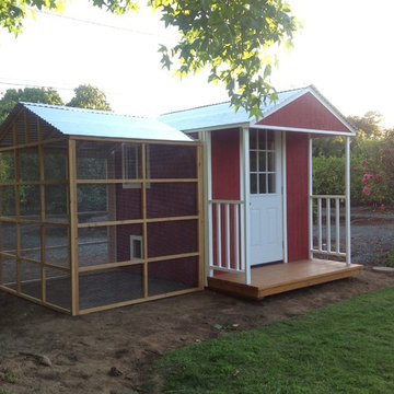 Barnyard Bonanza Chicken Coop with Run