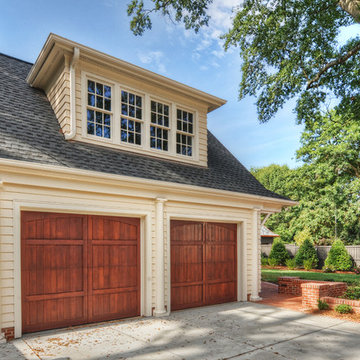 Custom Detached Garage with Apartment Addition