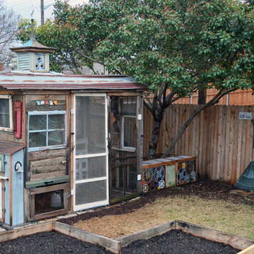 Dallas, TX: Greenman / Curvan Chicken Coop