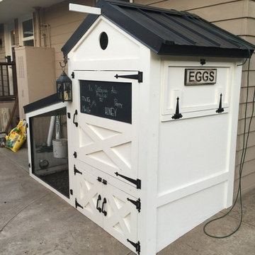 Delux Chicken Coop