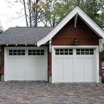 Detached Garage