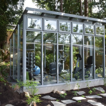 Estate Greenhouses and Garden Rooms