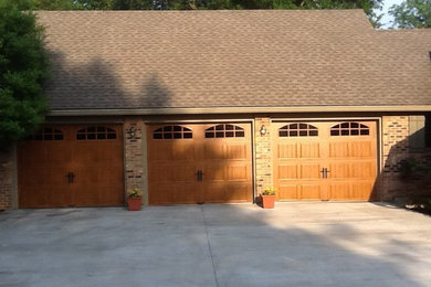 Inspiration for a timeless garage remodel in St Louis
