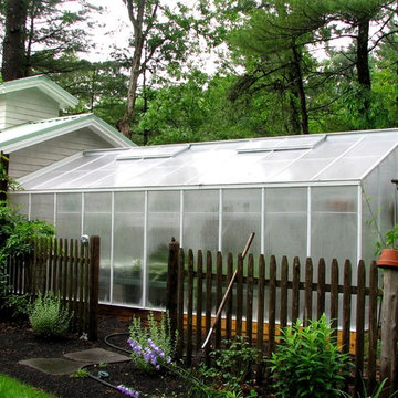 Garden Room with Spa and Greenhouse