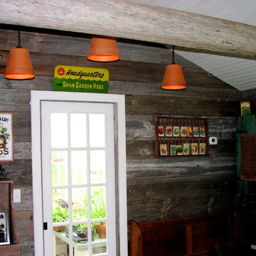 Garden Room with Spa and Greenhouse, rustic interior