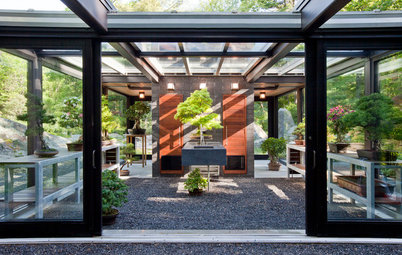 Modern Masters Inspire a Glass Garden House
