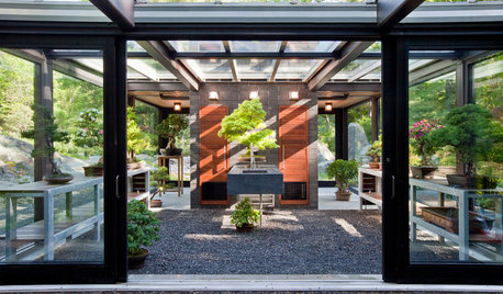 Modern Masters Inspire a Glass Garden House