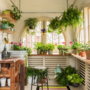 Inspiration for a mid-sized country shed and granny flat in Little Rock.